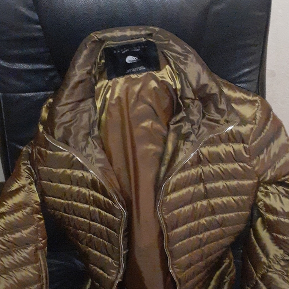 Zara woman down jacket size med - Picture 6 of 8